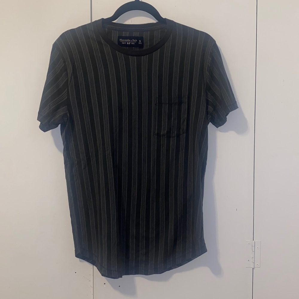 Abercrombie & Fitch Green striped tshirt